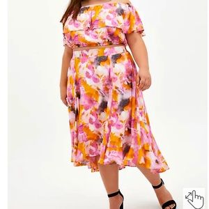 High-low skirt and crop top Torrid